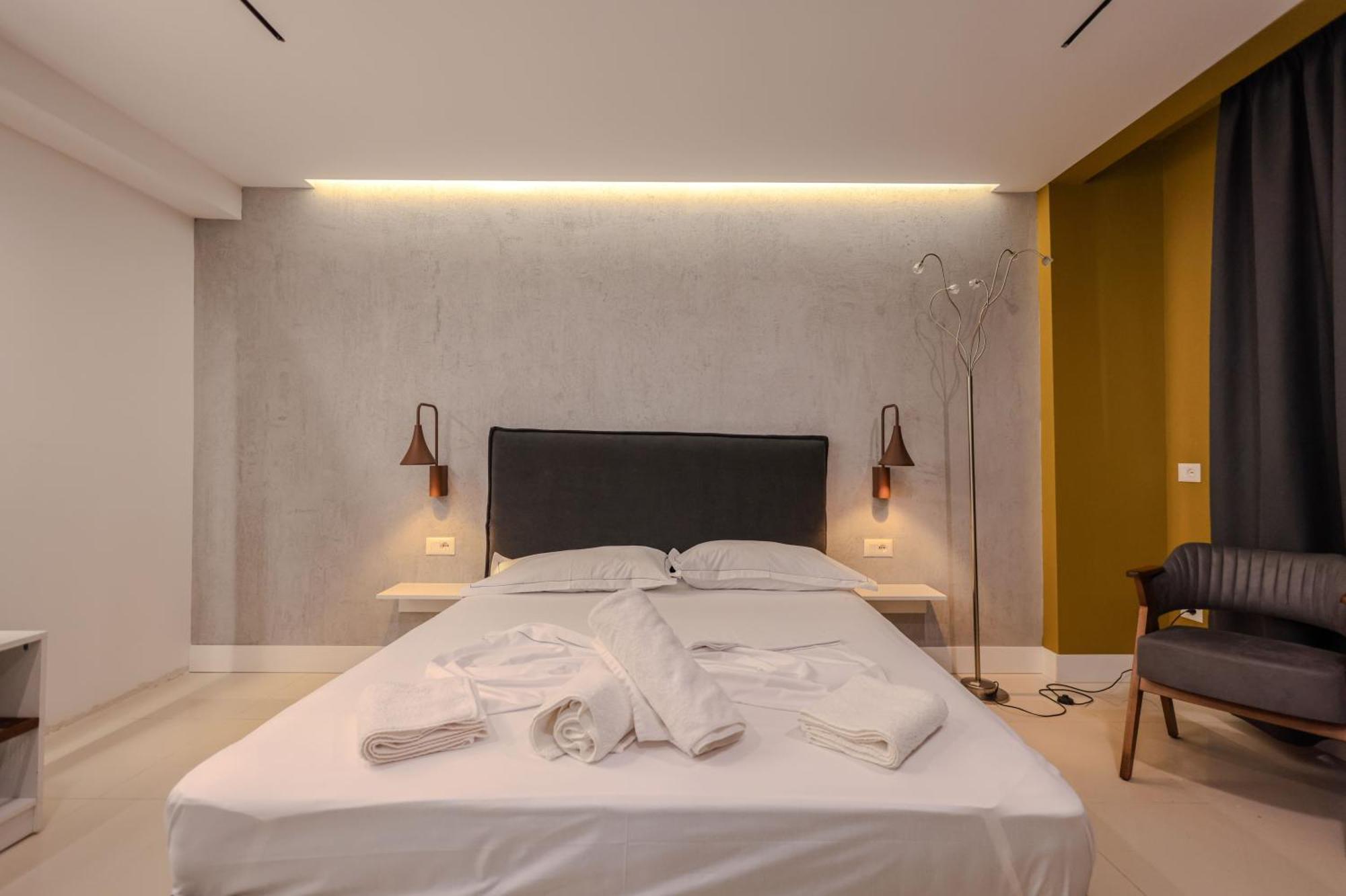Grandstay Apartment *