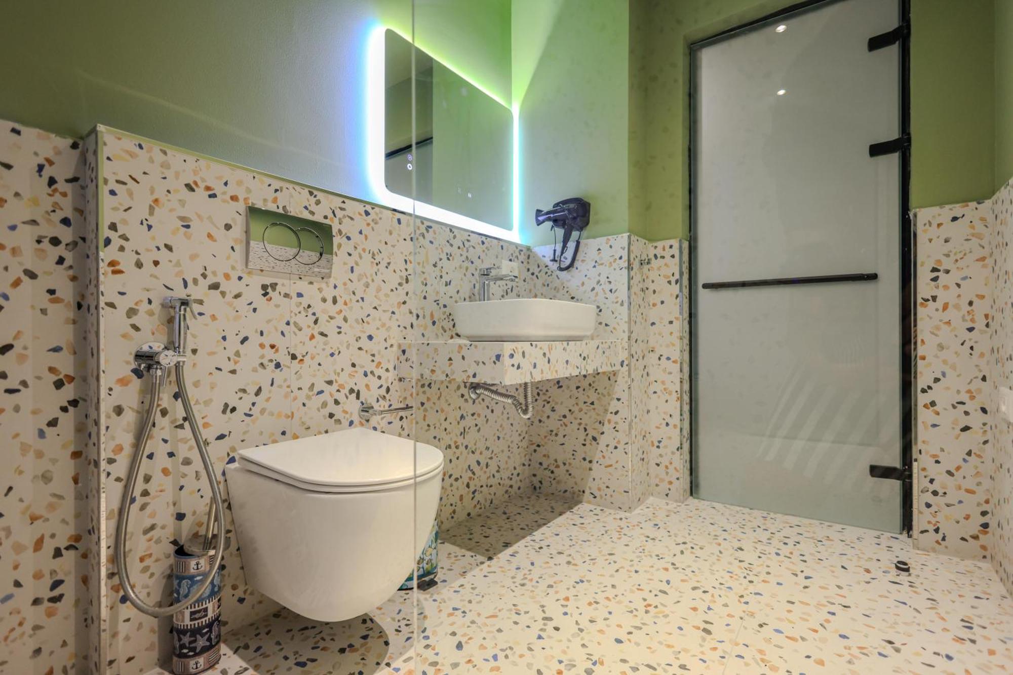 Grandstay