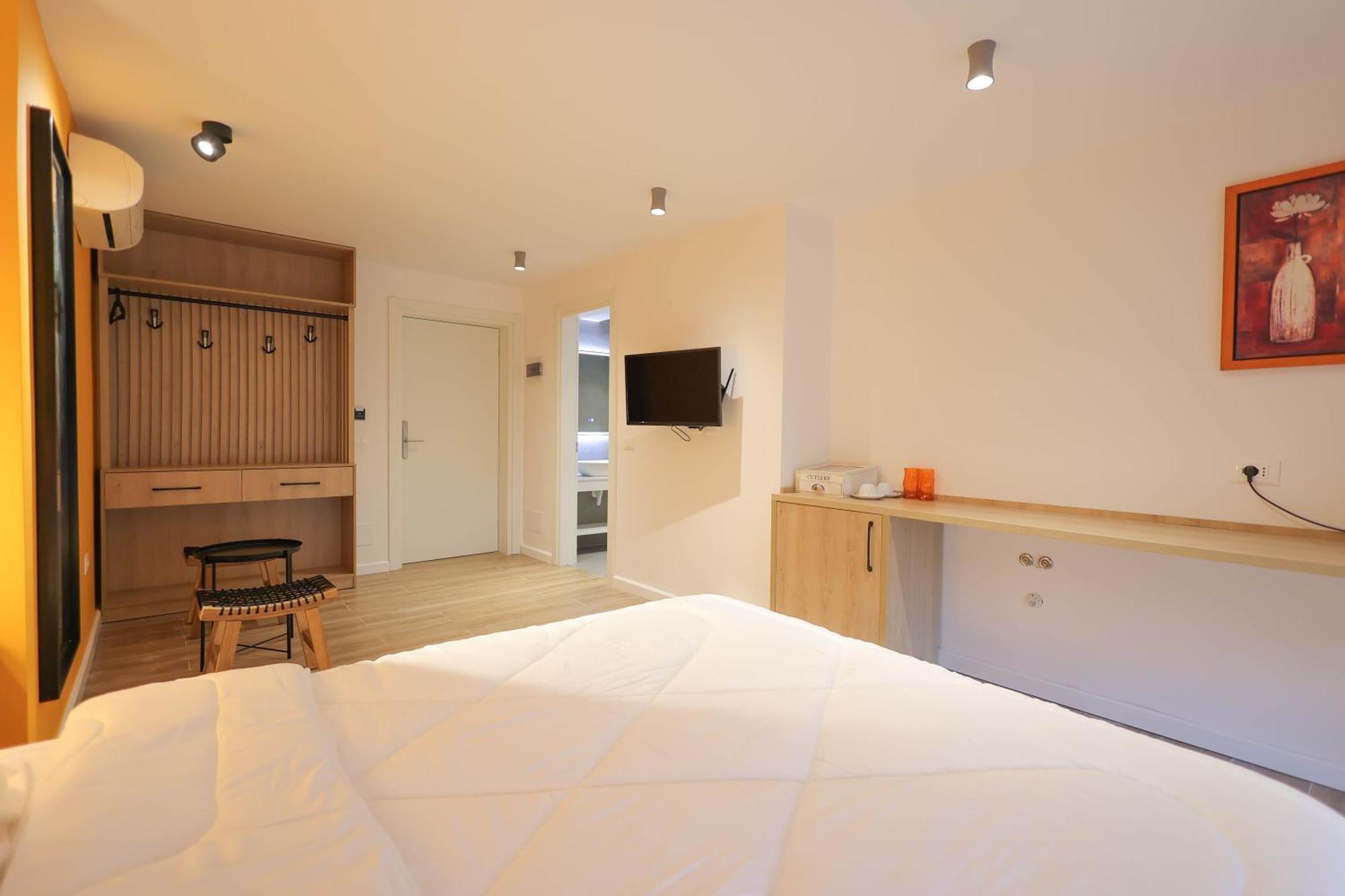 Grandstay